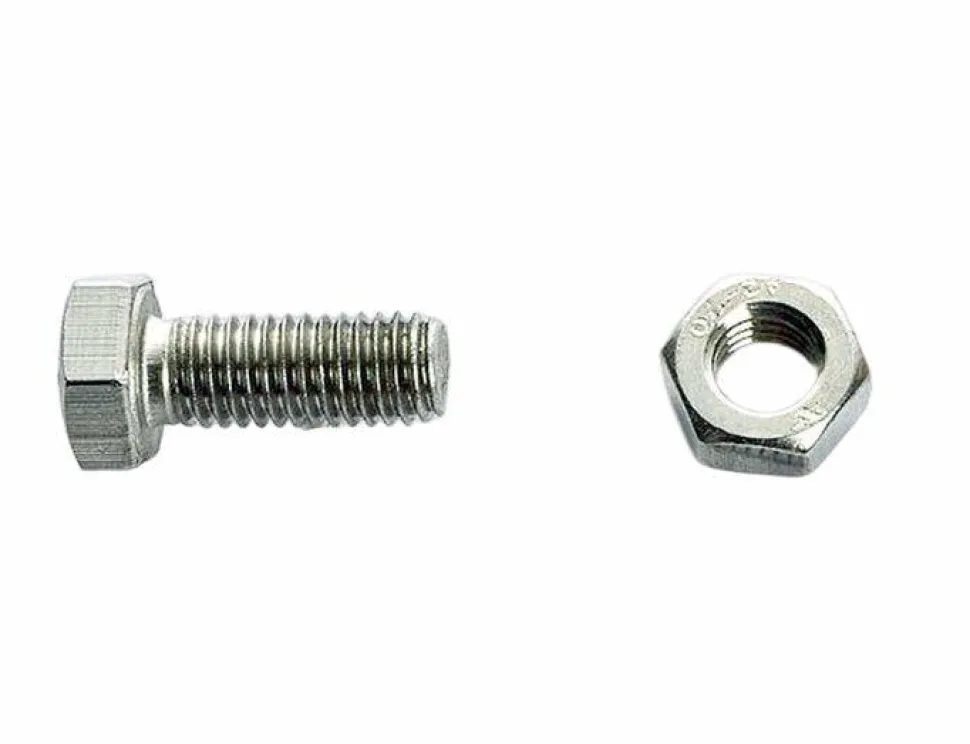 Bult och mutter M6x15
