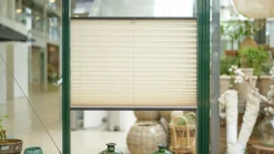 Plissu00E9gardin Handtag